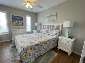 Sw 7 Sail Inn 1 Bedroom Condo by RedAwning