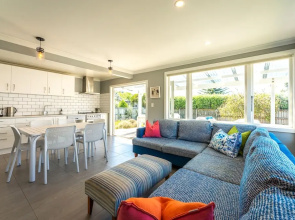 White Sands Cottage at Palm Beach