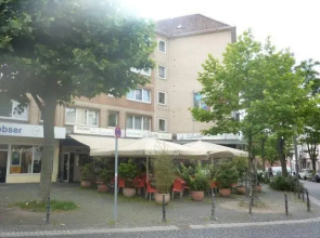 Stadtzimmer Am Bahnhof