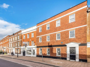 Celador Apartments - Wellington House