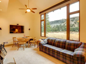 Mountain Condo w/ Fireplace in Kirkwood Ski Resort