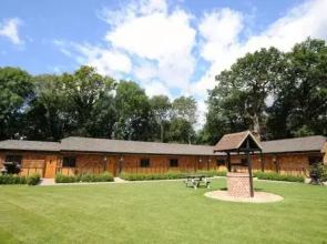 Hill Top Farm Lodges