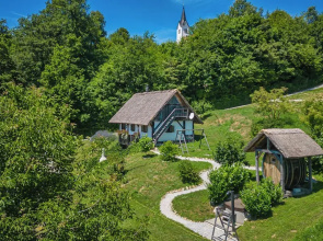 Vineyard Cottage Pavlin 2