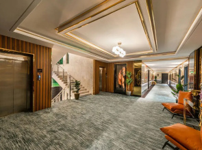 Ross Hotel