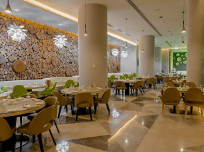 Al Khoory Sky Garden Hotel