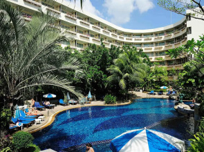 The Royal Paradise Hotel & Spa