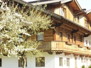 Oberstockach Hof