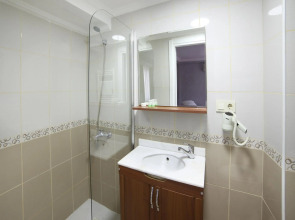 Serenity Hotel