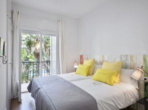 Sitges Group Beach Dreams
