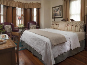 Harvest Moon Bed and Breakfast