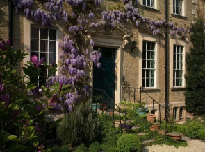 The Merchants House
