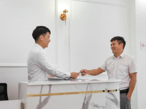 Chemi Noi Bai Airport Hotel