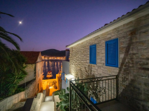 Luxury Apartment Marina View No 1