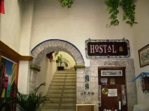 Hospedaje Del Campanero 19