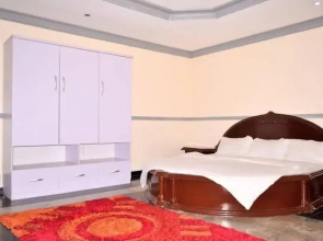 Big Pepper Apartment