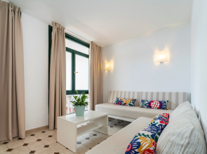 Aparthotel Beach Club