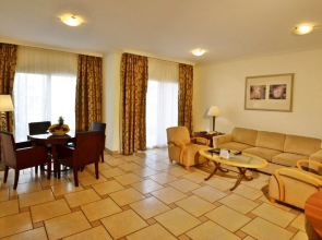 SeaShell Julaia Hotel & Resort