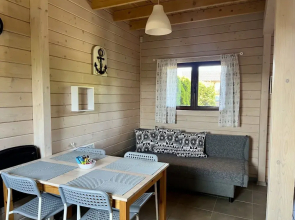 Holiday Homes With Pool, Mielenko