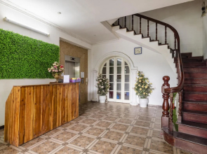 Thu Do Vang 12 Hotel by OYO Rooms