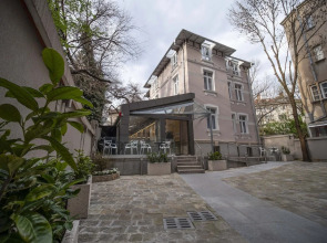 The Moon Boutique Hotel