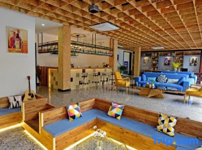Bujuexiao Art Hotel