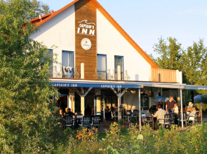 Boats & Yachts at Rechlin Harbor by Kuhnle-Tours
