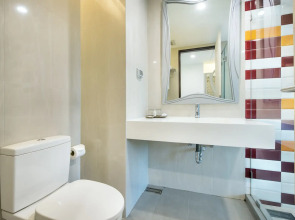 Le Tada Parkview Hotel