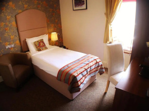 The Salisbury Hotel