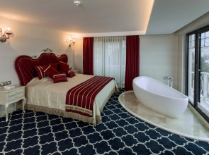 Sinema Hotel