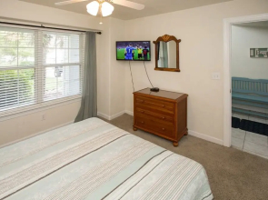 A Slice of Paradise - 6 Br Home