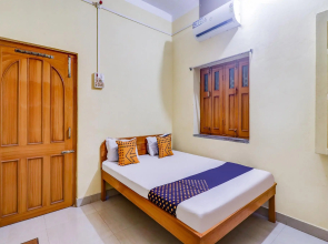 SPOT ON 79936 Shivaye Rest House