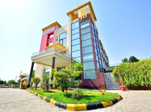 Oyo 43506 Splash The Resorts