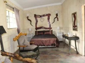 Kaya Inkuni Game Lodge