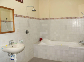 Sayang Maha Mertha Hotel