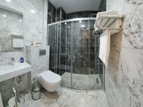 Отель Gokotta Suite