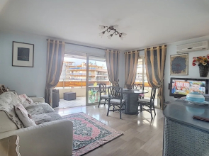 Blue Cannes Apartment