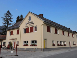 Edelweiss Alpine Lodge