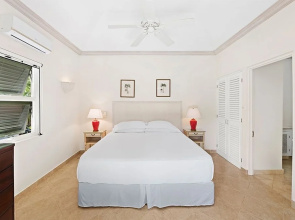 Sugar Hill - Firefly by Blue Sky Luxury