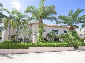 Camelot Villa