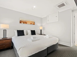 3-Bedroom Penthouse Apartment - The Beacon