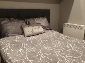 Stunning 1-bed Apartment in Bracknell
