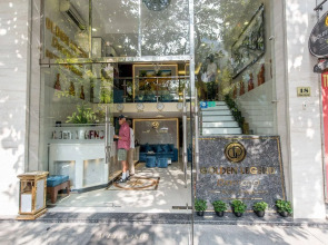 Golden Legend Diamond Hotel	