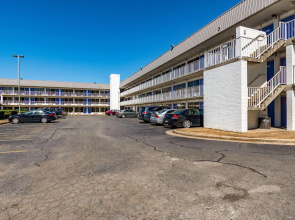 Motel 6 Little Rock, AR - West