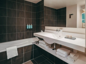 Отель Novotel Paris Centre Tour Eiffel 