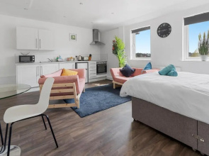 Exeter City Centre Apartments Baxter Apartment