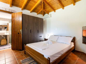 Petalidi Stone House With Garden Near the Beach