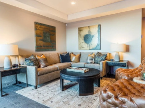 Secluded Padre Canyon Luxury 5 Bedroom Home