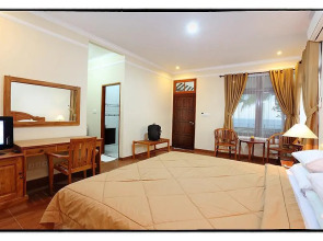 Mascot Beach Resort by OYO Rooms