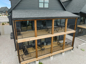 Cedar Shores 7 Bedroom Home by RedAwning