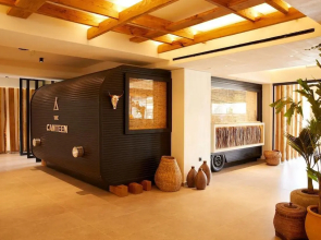 The Syntopia Hotel